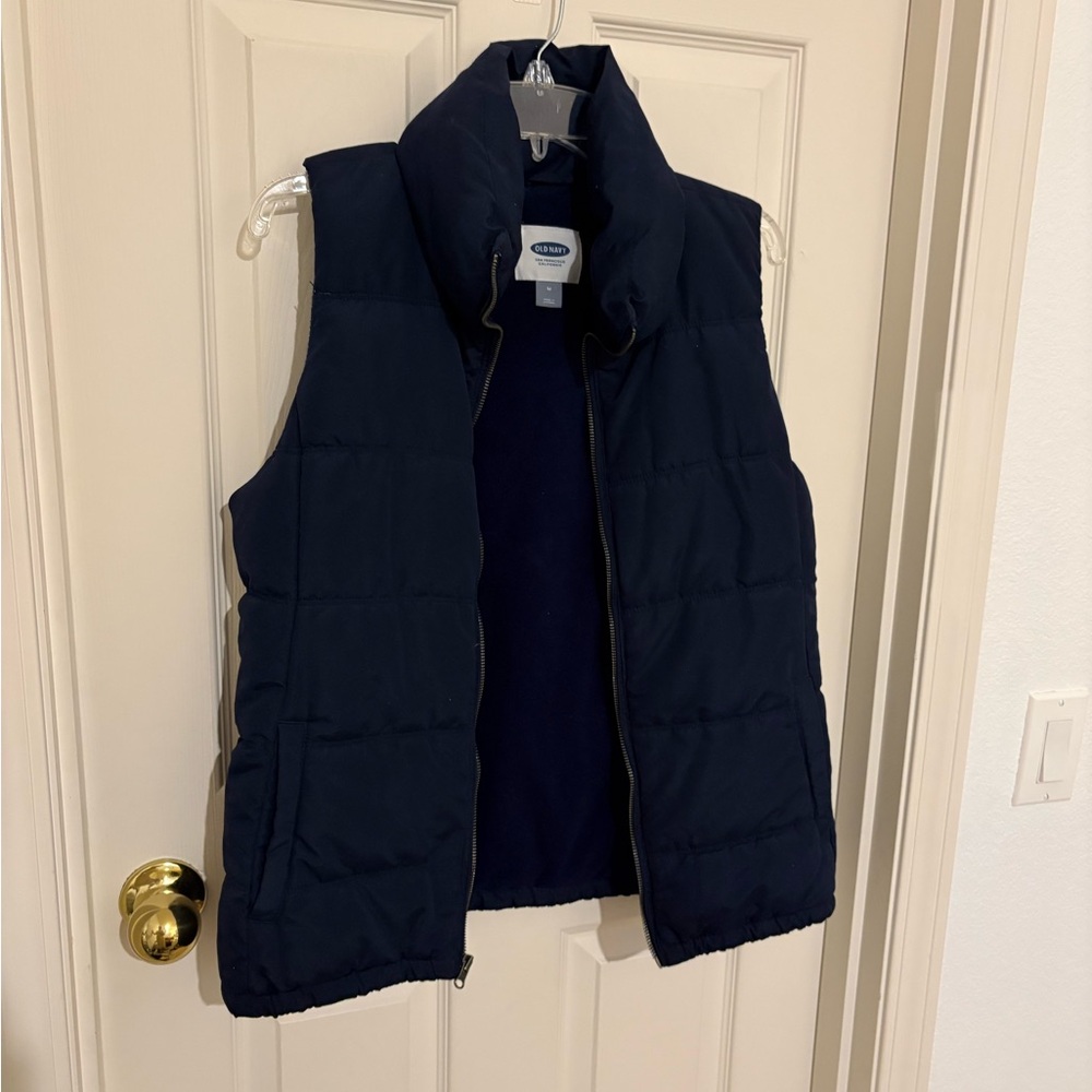 Old Navy Puffer Vest